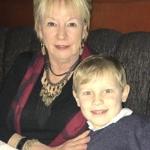 Meet your Posher, Deborah